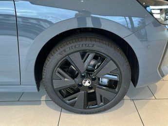 Vauxhall Corsa Electric 50kwh Ultimate Hatchback 5dr Electric Auto (136 Ps)