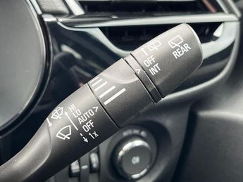 Vauxhall Corsa Electric 50kwh Design Hatchback 5dr Electric Auto (136 Ps)