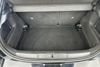 Vauxhall Mokka Electric 50kwh Ultimate Suv 5dr Electric Auto (136 Ps)