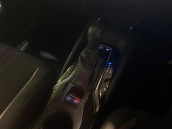 Toyota Corolla Hatchback 2.0 Vvt H Gr Sport Hatchback 5dr Petrol Hybrid CVT Euro 6 (s/s) 