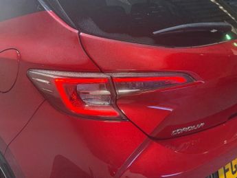 Toyota Corolla Hatchback 2.0 Vvt H Gr Sport Hatchback 5dr Petrol Hybrid CVT Euro 6 (s/s) 