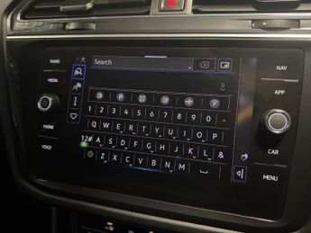 Volkswagen Tiguan Allspace 1.5 Tsi Life Suv 5dr Petrol Dsg Euro 6 (s/s) (150 Ps)