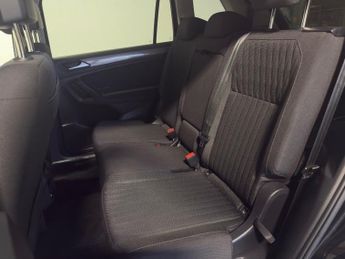 Volkswagen Tiguan Allspace 1.5 Tsi Life Suv 5dr Petrol Dsg Euro 6 (s/s) (150 Ps)