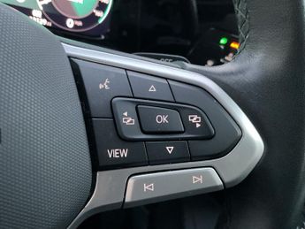 Volkswagen Golf Estate 1.0 Etsi Mhev Life Estate 5dr Petrol Hybrid Dsg Euro 6 (s/s) (11