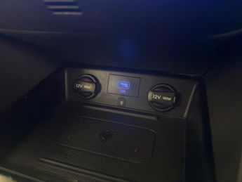 Hyundai Ioniq 1.6 H Gdi Premium Hatchback 5dr Petrol Hybrid Dct Euro 6 (s/s) (