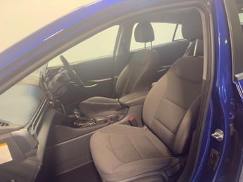 Hyundai Ioniq 1.6 H Gdi Premium Hatchback 5dr Petrol Hybrid Dct Euro 6 (s/s) (