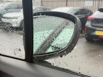 Vauxhall Crossland 1.5 Turbo D Ultimate Suv 5dr Diesel Auto Euro 6 (s/s) (120 Ps)