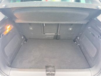 Vauxhall Crossland 1.5 Turbo D Ultimate Suv 5dr Diesel Auto Euro 6 (s/s) (120 Ps)