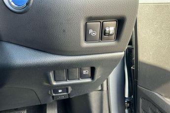Toyota C Hr 2.0 Vvt H Gpf Design Suv 5dr Petrol Hybrid CVT Euro 6 (s/s) (184