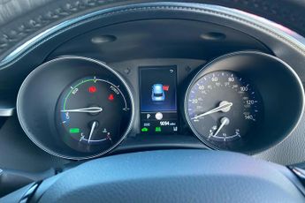 Toyota C Hr 2.0 Vvt H Gpf Design Suv 5dr Petrol Hybrid CVT Euro 6 (s/s) (184