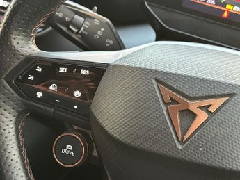 Cupra Born E Boost 59kwh V2 Hatchback 5dr Electric Auto (230 Ps)