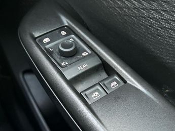 Cupra Born E Boost 59kwh V2 Hatchback 5dr Electric Auto (230 Ps)