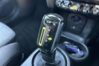 MINI Electric Hatch Cooper Se 32.6kwh Level 2 Hatchback 3dr Electric Auto (184 Ps)