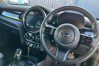 MINI Electric Hatch Cooper Se 32.6kwh Level 2 Hatchback 3dr Electric Auto (184 Ps)