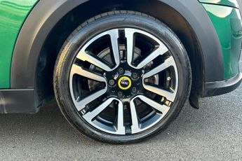 MINI Electric Hatch Cooper Se 32.6kwh Level 2 Hatchback 3dr Electric Auto (184 Ps)