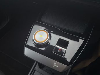 MG Mg4 64kwh Trophy Long Range Hatchback 5dr Electric Auto (203 Ps)