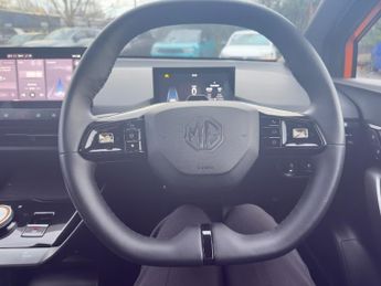 MG Mg4 64kwh Trophy Long Range Hatchback 5dr Electric Auto (203 Ps)