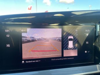 Vauxhall Mokka Electric 50kwh Elite Premium Suv 5dr Electric Auto (136 Ps)