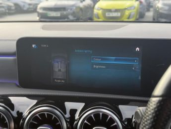 Mercedes Benz Cla 1.3 Cla200 Amg Line (premium) Coupe 4dr Petrol 7g Dct Euro 6 (s/