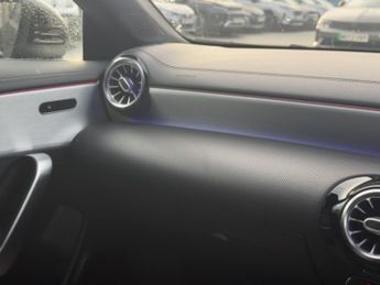 Mercedes Benz Cla 1.3 Cla200 Amg Line (premium) Coupe 4dr Petrol 7g Dct Euro 6 (s/