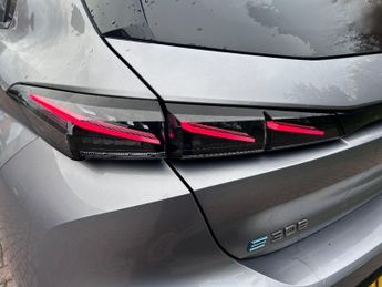 Peugeot E 308 54kwh Gt Hatchback 5dr Electric Auto (156 Ps)