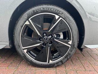 Peugeot E 308 54kwh Gt Hatchback 5dr Electric Auto (156 Ps)