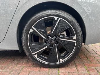 Peugeot E 308 54kwh Gt Hatchback 5dr Electric Auto (156 Ps)