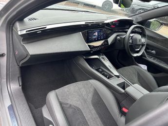 Peugeot E 308 54kwh Gt Hatchback 5dr Electric Auto (156 Ps)