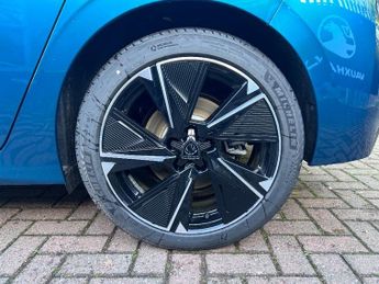 Peugeot E 308 54kwh Gt Hatchback 5dr Electric Auto (156 Ps)