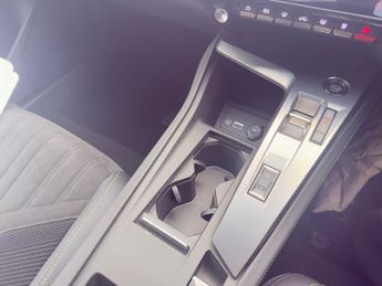 Peugeot E 308 54kwh Gt Hatchback 5dr Electric Auto (156 Ps)