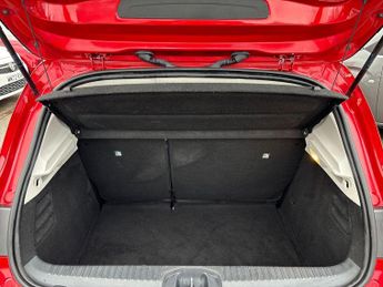 Renault Clio 1.0 Tce Iconic Hatchback 5dr Petrol CVT A7 Euro 6 (s/s) (90 Ps)