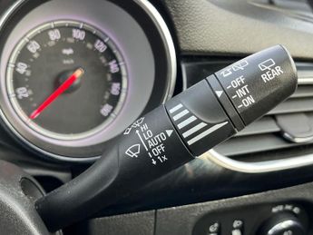 Vauxhall Astra Sports 1.4i Turbo Gpf Elite Nav Sports Tourer 5dr Petrol Auto Euro 6 (s