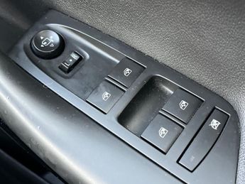 Vauxhall Astra Sports 1.4i Turbo Gpf Elite Nav Sports Tourer 5dr Petrol Auto Euro 6 (s