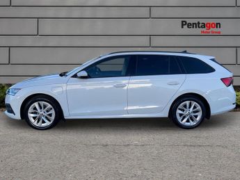 Skoda Octavia Estate iV 1.4 Tsi Iv 13kwh Se Technology Estate 5dr Petrol Plug In Hybrid 