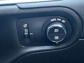 Vauxhall Grandland 1.2 Turbo Ultimate Suv 5dr Petrol Auto Euro 6 (s/s) (130 Ps)