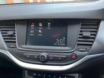 Vauxhall Astra 1.6 Cdti Blueinjection Design Hatchback 5dr Diesel Auto Euro 6 (