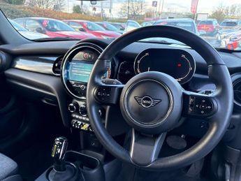 MINI Electric Hatch Cooper Se 32.6kwh Level 2 Hatchback 3dr Electric Auto (184 Ps)