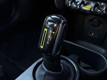 MINI Electric Hatch Cooper Se 32.6kwh Level 2 Hatchback 3dr Electric Auto (184 Ps)