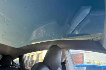 Tesla Model Y (dual Motor) Long Range Suv 5dr Electric Auto 4wde (384 Bhp)