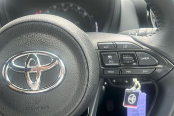 Toyota Aygo X 1.0 Vvt I Edge Hatchback 5dr Petrol X Shift Euro 6 (s/s) (72 Ps)