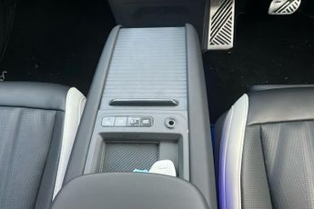 Kia Ev9 99.8kwh Gt Line Suv 5dr Electric Auto Awd (378 Bhp)