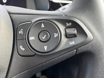 Vauxhall Corsa Electric 50kwh Design Hatchback 5dr Electric Auto (136 Ps)