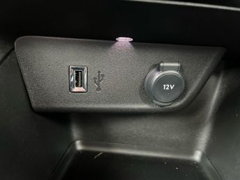 Vauxhall Corsa Electric 50kwh Design Hatchback 5dr Electric Auto (136 Ps)