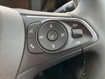 Vauxhall Mokka Electric 50kwh Design Suv 5dr Electric Auto (136 Ps)