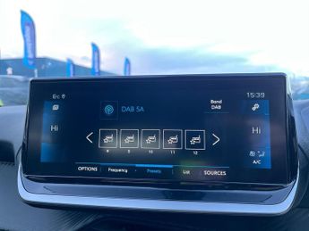 Peugeot 208 1.2 Puretech Allure Premium  Plus Hatchback 5dr Petrol Eat Euro 