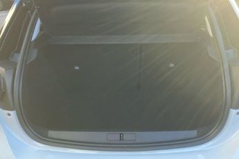 Vauxhall Corsa Electric 50kwh Elite Nav Hatchback 5dr Electric Auto (7.4kw Charger) (136