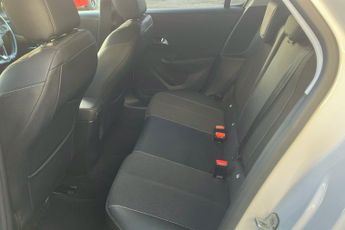 Vauxhall Corsa Electric 50kwh Elite Nav Hatchback 5dr Electric Auto (7.4kw Charger) (136