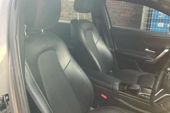 Mercedes Benz A Class 1.3 A180 Sport (executive) Hatchback 5dr Petrol 7g Dct Euro 6 (s