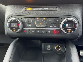 Ford Kuga 2.5 Duratec 14.4kwh St Line X Edition Suv 5dr Petrol Plug In Hyb