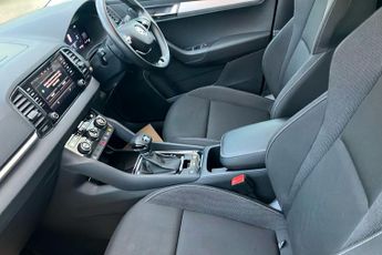Skoda Karoq 1.5 Tsi Act Se Drive Suv 5dr Petrol Dsg Euro 6 (s/s) (150 Ps)